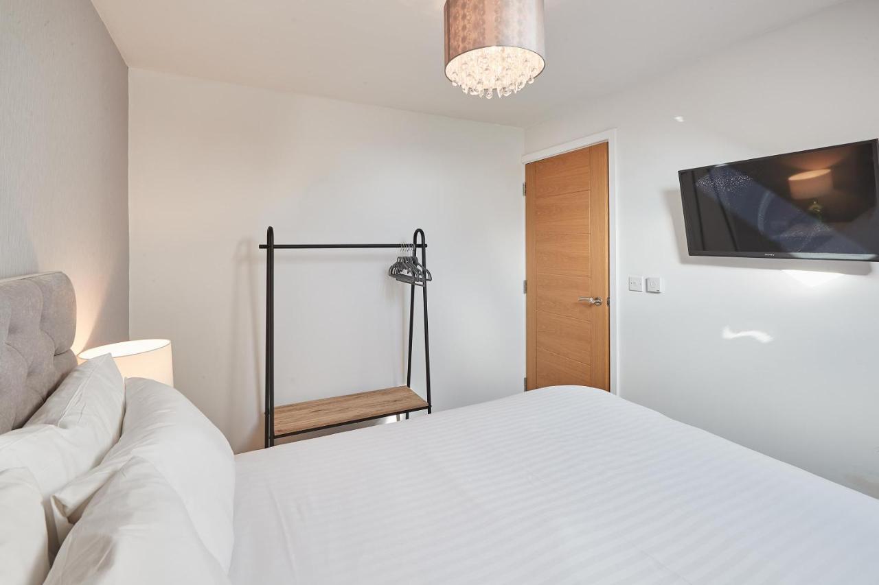 Host & - Aidan Gardens Holiday home